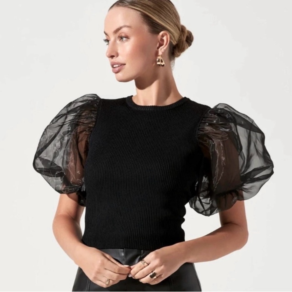 ASTR The Label Avery Organza Puffed Sleeve Open Back Top